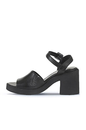 Bueno Shoes Siyah Deri Kadın Topuklu Sandalet 01wy12502