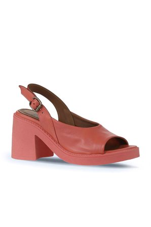 Bueno Shoes Mercan Deri Kadın Topuklu Sandalet 01wy12503