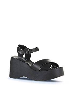 Bueno Shoes Siyah Deri Kadın Dolgu Topuklu Sandalet 01wy9001