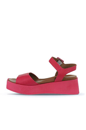 Bueno Shoes Fuşya Deri Kadın Dolgu Topuklu Sandalet 01wy5900