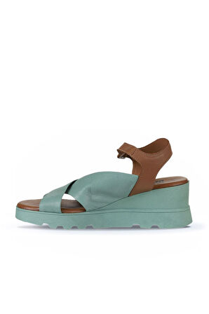 Bueno Shoes Yeşil Kahve Deri Kadın Dolgu Topuklu Sandalet 01wy8601