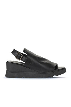 Bueno Shoes Siyah Deri Kadın Dolgu Topuklu Sandalet 01wy8603