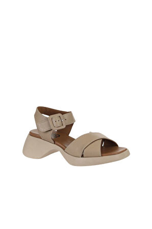 Bueno Shoes Vizon Deri Kadın Dolgu Topuklu Sandalet 01wy9303