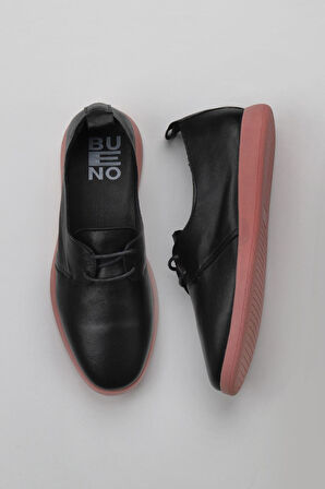 Bueno Shoes Siyah Pembe Deri Kadın Düz Ayakkabı 01wy1509