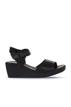 Bueno Shoes Siyah Deri Kadın Dolgu Topuklu Sandalet 01wy2400