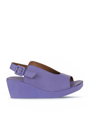 Bueno Shoes Lila Deri Kadın Dolgu Topuklu Sandalet 01wy2405