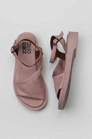 Bueno Shoes Gül Kurusu Deri Kadın Düz Sandalet 01wy2901