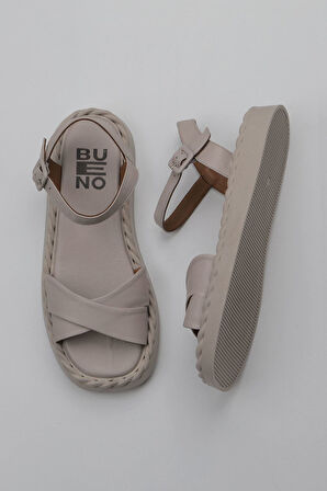 Bueno Shoes Gri Deri Kadın Düz Sandalet 01wy9102