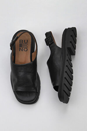 Bueno Shoes Siyah Khv Deri Kadın Düz Sandalet 01wy5506