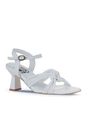 Bueno Shoes Beyaz Deri Kadın Topuklu Sandalet 01wy6805