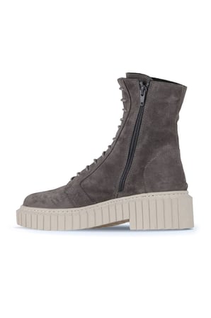 Bueno Shoes Gri Koyu Süet Kadın Düz Bot 01wz6307