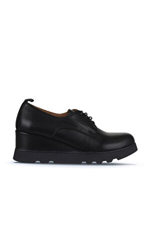 Bueno Shoes Siyah Deri Kadın Dolgu Topuklu Ayakkabı 01wz7204