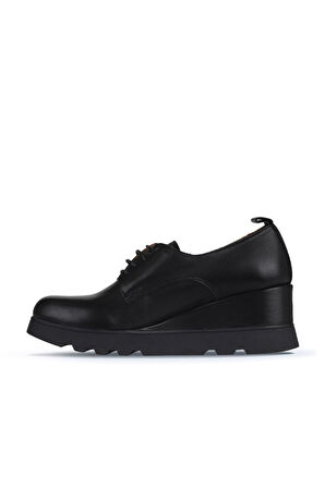 Bueno Shoes Siyah Deri Kadın Dolgu Topuklu Ayakkabı 01wz7204