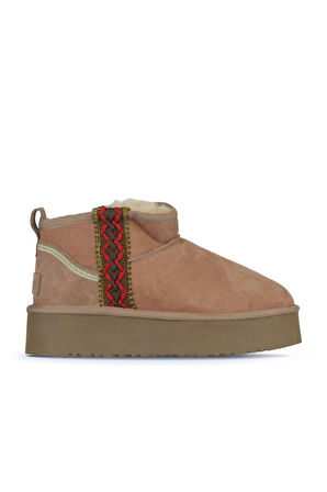 Bueno Shoes Sahra Süet Kadın Dolgu Topuklu Bot 05ag2094054