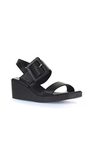 Bueno Shoes Siyah Deri Kadın Dolgu Topuklu Sandalet 01wa0400