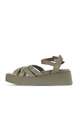 Bueno Shoes Haki Deri Kadın Dolgu Topuklu Sandalet 01wa4301