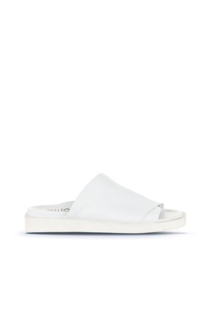 Bueno Shoes Beyaz Deri Kadın Düz Terlik 01ws2810