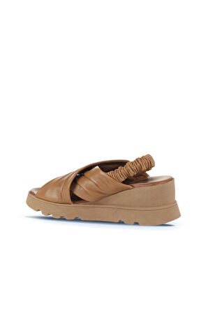 Bueno Shoes Taba Deri Kadın Dolgu Topuklu Sandalet 01wa0508