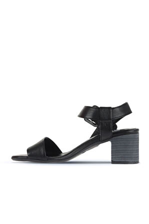 Bueno Shoes Siyah Deri Kadın Topuklu Sandalet 01wa2805