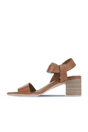 Bueno Shoes Kahverengi Deri Kadın Topuklu Sandalet 01wa2805