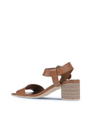 Bueno Shoes Kahverengi Deri Kadın Topuklu Sandalet 01wa2805