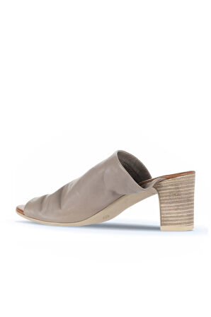 Bueno Shoes Gri Deri Kadın Topuklu Terlik 01wn1503