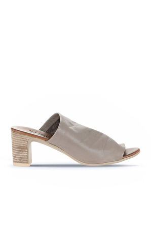 Bueno Shoes Gri Deri Kadın Topuklu Terlik 01wn1503