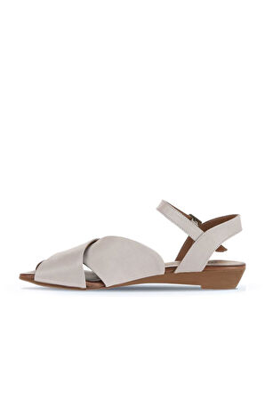 Bueno Shoes Gri Deri Kadın Düz Sandalet 01wa4403