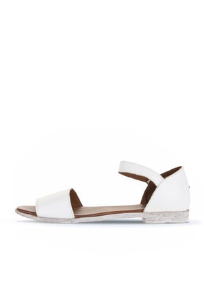 Bueno Shoes Beyaz Deri Kadın Düz Sandalet 01wn5004
