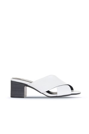 Bueno Shoes Beyaz Deri Kadın Topuklu Terlik 01wa2809
