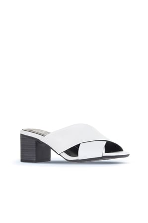 Bueno Shoes Beyaz Deri Kadın Topuklu Terlik 01wa2809