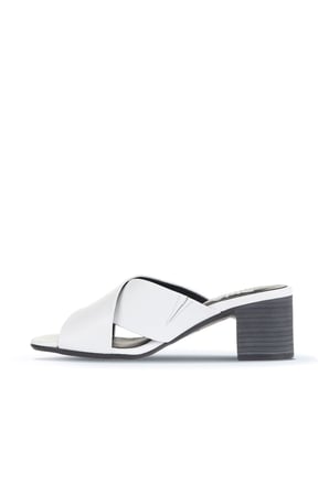 Bueno Shoes Beyaz Deri Kadın Topuklu Terlik 01wa2809