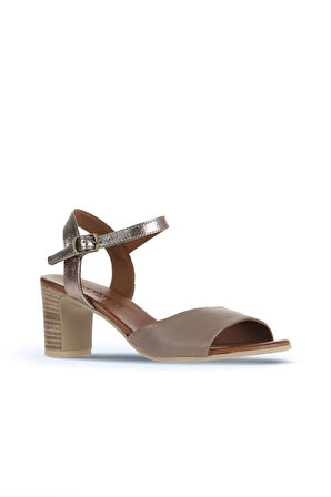 Bueno Shoes Gri Deri Kadın Topuklu Sandalet 01wa8000