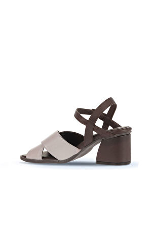 Bueno Shoes Gri Kahve Deri Kadın Topuklu Sandalet 01wa3500