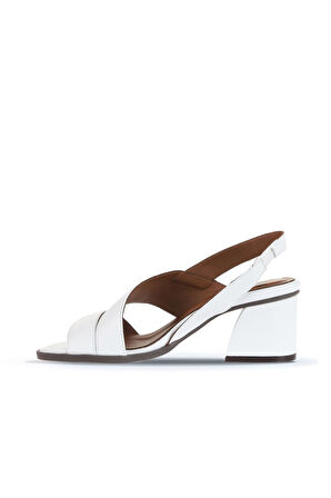 Bueno Shoes Beyaz Deri Kadın Topuklu Sandalet 01wa3502