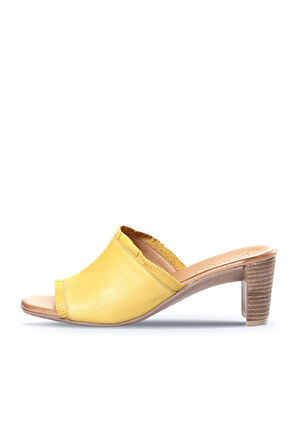 Bueno Shoes Sarı Deri Kadın Topuklu Terlik 01wn4002