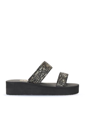 Bueno Shoes Siyah Gold Kadın Dolgu Topuklu Terlik 26wt752050