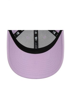 Pastel Mor New Era New Era Şapka - Wmns Metallic Logo 9FORTY New York Yankees