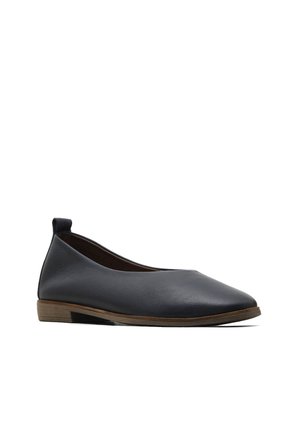 Bueno Shoes Lacivert Deri Kadın Babet 01wd3503