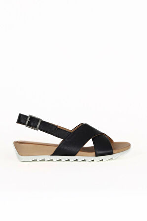 Bueno Shoes Siyah Deri Kadın Dolgu Topuklu Sandalet 01wj0800