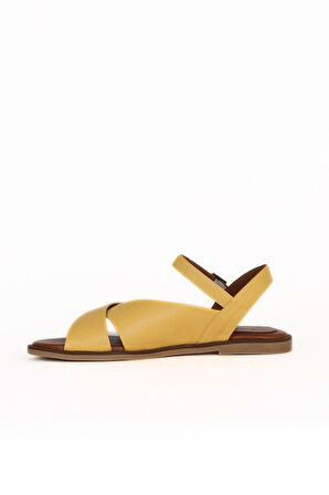 Bueno Shoes Sarı Deri Kadın Düz Sandalet 01wa5703