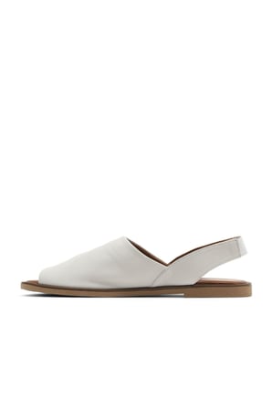 Bueno Shoes Beyaz Kırık Deri Kadın Düz Sandalet 01wa5706