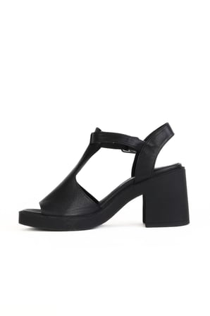 Bueno Shoes Siyah Deri Kadın Topuklu Sandalet 01wa1702