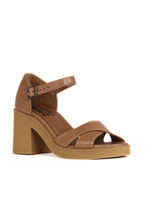 Bueno Shoes Kahverengi Deri Kadın Topuklu Sandalet 01wy12501