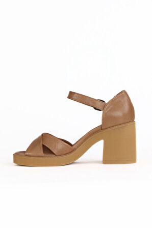 Bueno Shoes Kahverengi Deri Kadın Topuklu Sandalet 01wy12501