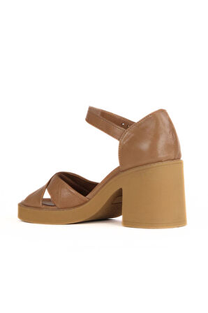 Bueno Shoes Kahverengi Deri Kadın Topuklu Sandalet 01wy12501