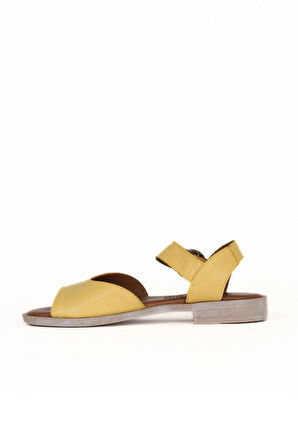Bueno Shoes Sarı Deri Kadın Düz Sandalet 01we2802
