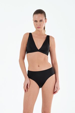 B21844 Geniş Üçgen Bikini Takım