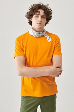 Regular Fit Rahat Kesim %100  Pamuk Kısa Kollu Crew Neck Tişört