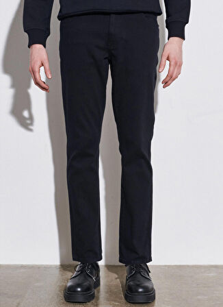 Wrangler Siyah Erkek Denim Pantolon W12S016100 Texas Slim Jean Pant